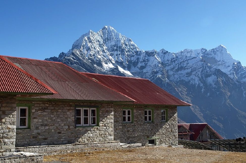 lodge with mountain view